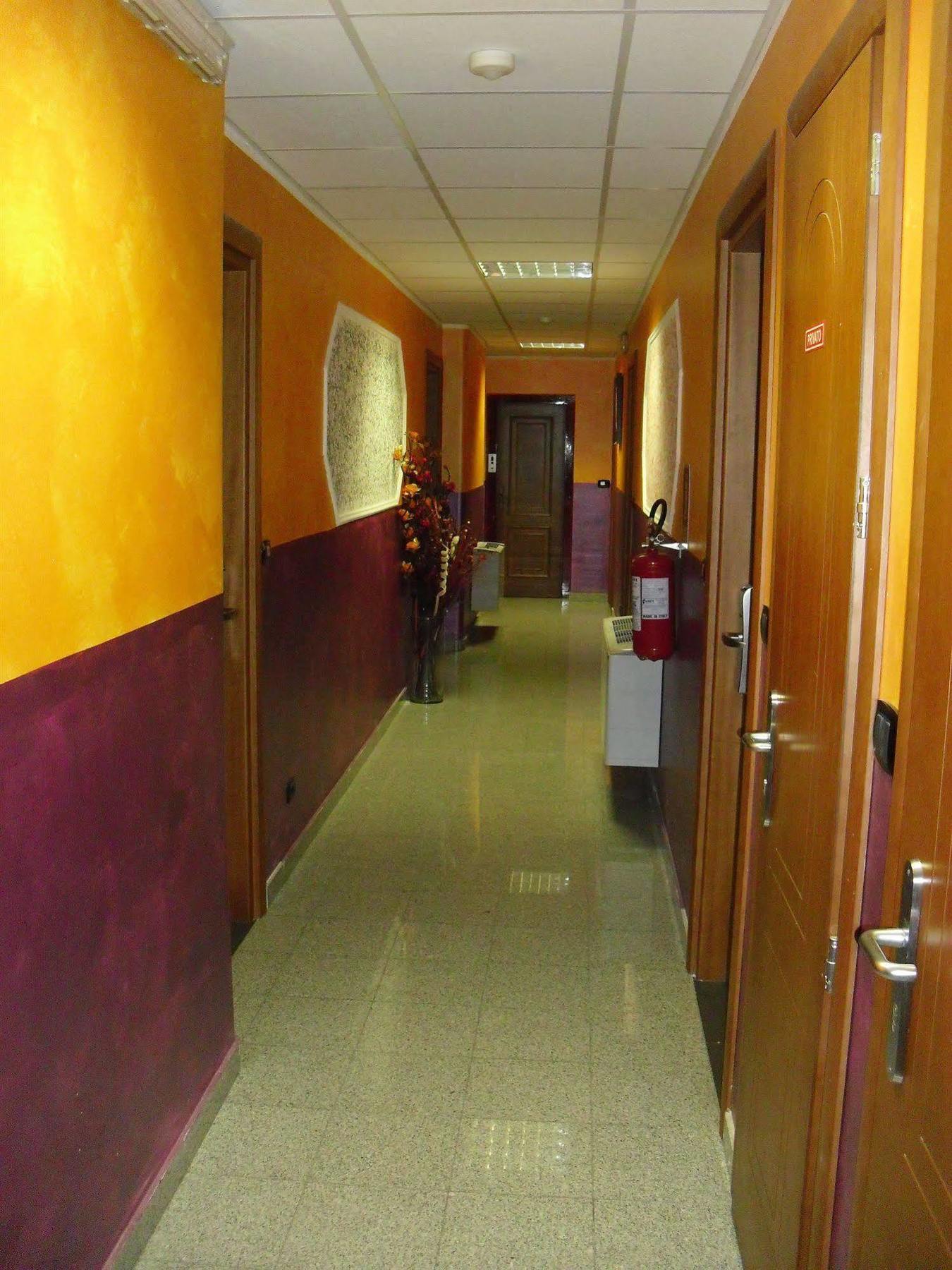Hotel Residence Sestriere Moncalieri Bagian luar foto